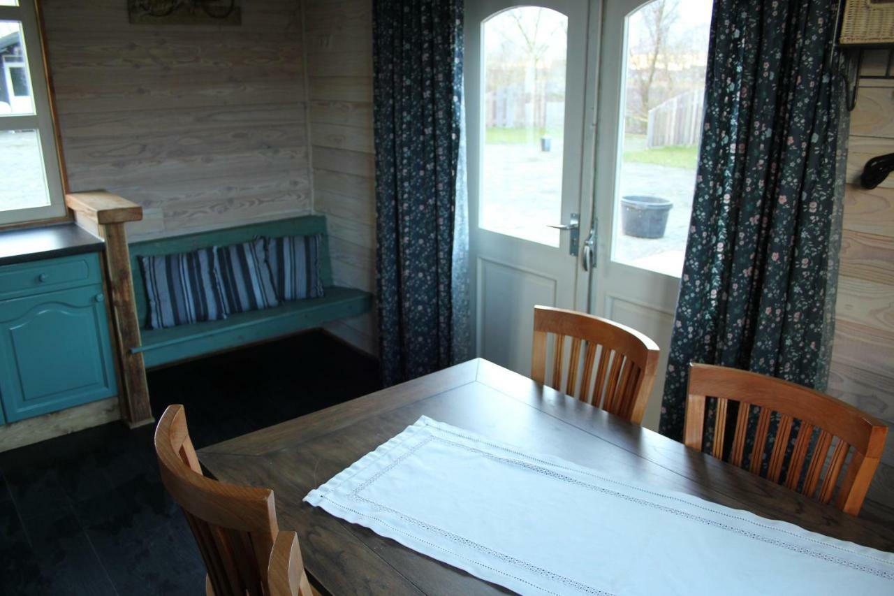 Chalet - Camping 'T Dekske Wintelre Kültér fotó