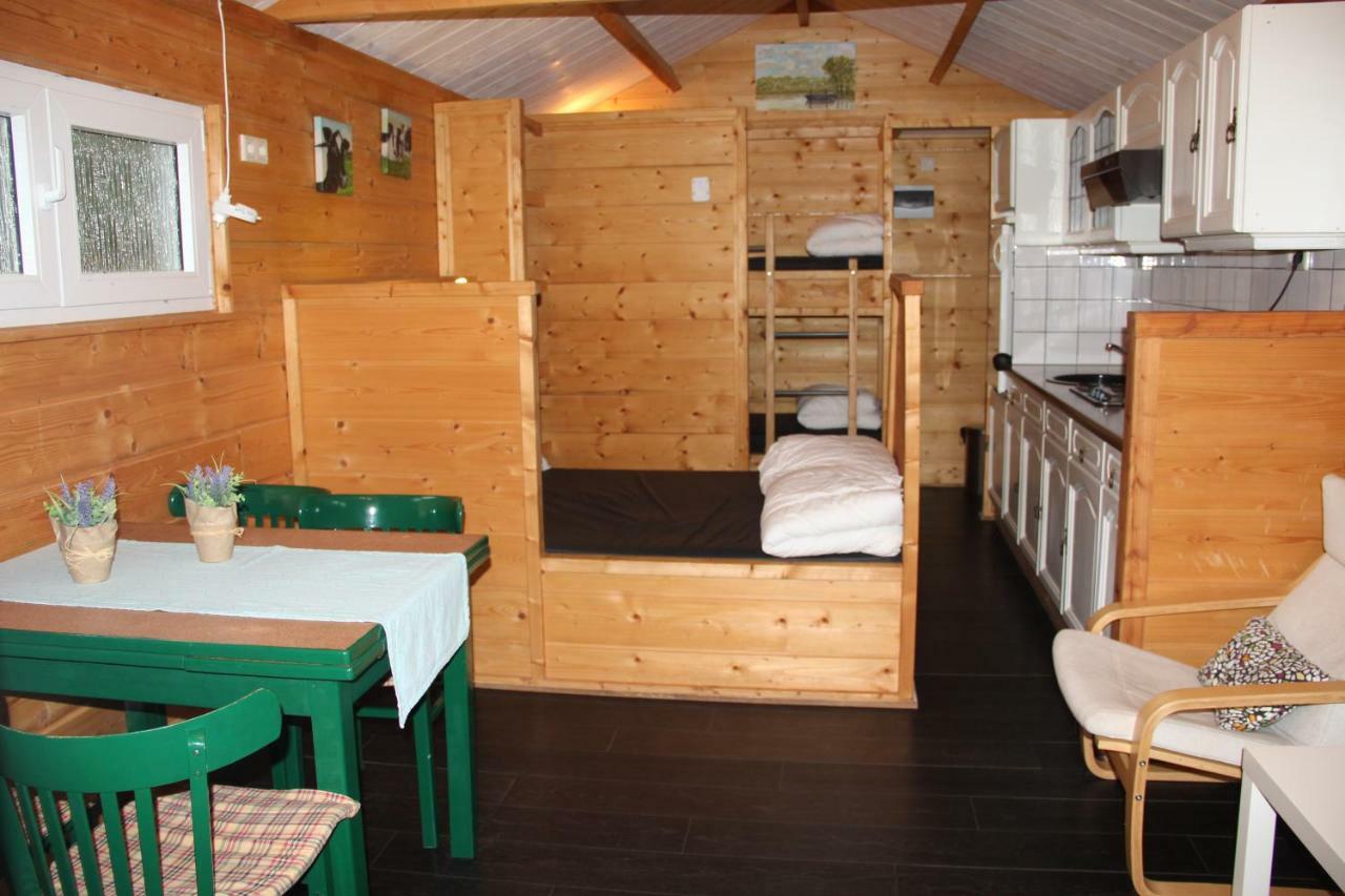 Chalet - Camping 'T Dekske Wintelre Kültér fotó